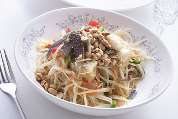 Thai green papaya salad