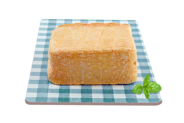 fromage Maroille sur fond blanc