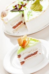 cake with pistachio