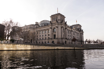 bundestag berlin im winter