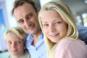 Fototapeta premium Single daddy enjoying being with kids