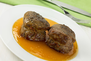 Filet mignon with sweet sauce