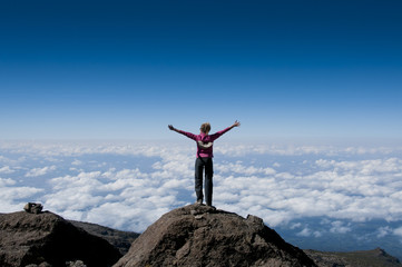Boven de wolken op de Kilimanjaro