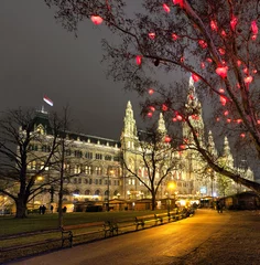 Zelfklevend Fotobehang Vienna Town Hall and the traditional Christmas  Market at night © Creativemarc