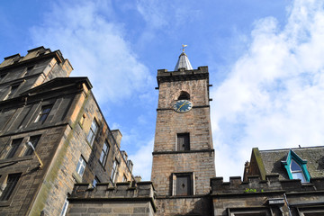 Fototapeta na wymiar Old stone blocks building in Edinburgh
