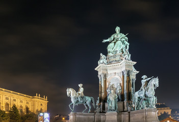 Fototapeta premium monument to Maria Theresa, Vienna