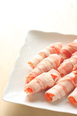 prepared bacon and carrot cheese roll