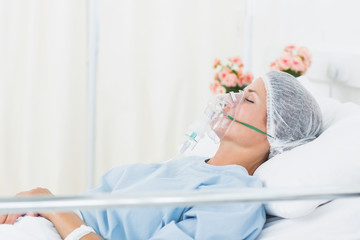Obraz na płótnie Canvas Female patient receiving artificial ventilation