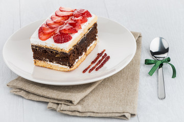 Chocolate strawberry cake