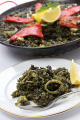 squid ink paella