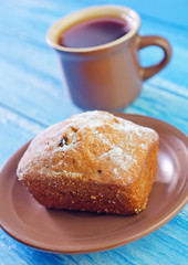 keks on wooden board