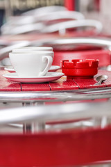 Rotes weißes Cafe