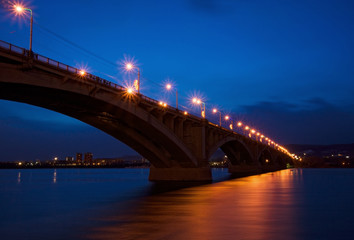 Naklejka na ściany i meble Bridge in night lights
