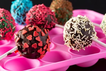 cake pops with chocolate