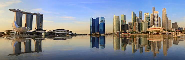 Skyline van de panoramastad van Singapore