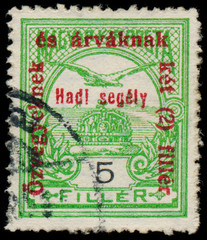 HUNGARY - CIRCA 1915: a stamp printed in Hungary shows falcon, c