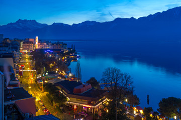 Montreux bei Nacht