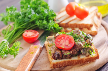 bread with mushrooms