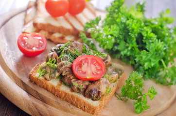 bread with mushrooms