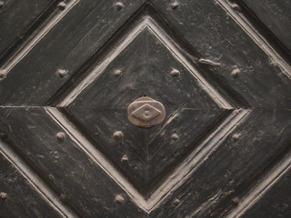 Schwere Kassettent&uuml;re aus Holz