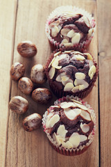 Almond muffins d