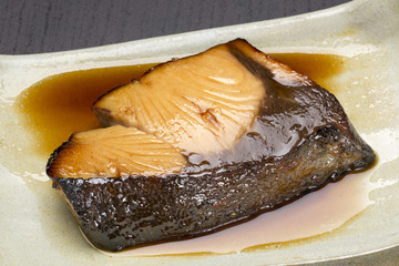 鰤の照焼き