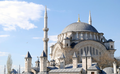 Nuruosmaniye Mosque