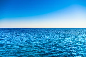 Abwaschbare Fototapete Meer / Ozean menschenleerer strand meer