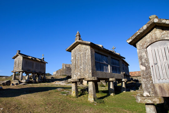 Espigueiros