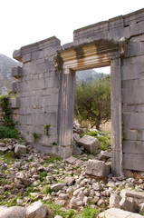 Ionisches Tempeltor in Olympos - Türkei