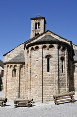 Fototapeta na wymiar Romanesque church of Santa Maria de Taull, Catalonia (Spain)