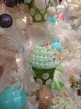 decration on christmas tree