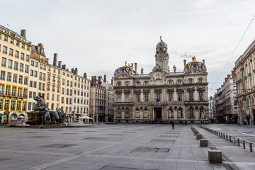 Fototapeta premium La Place des Terreaux de Lyon en France