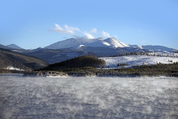 Lake Water Vapor in Winter