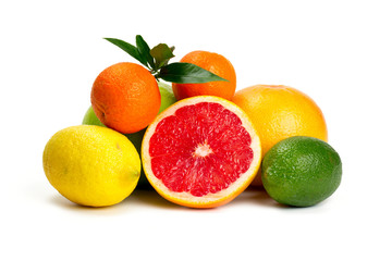 Obraz na płótnie Canvas citrus fruits isolated on white background