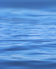 Obraz premium mer bleue par temps calme