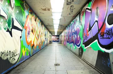 Crédence de cuisine en verre imprimé Graffiti tunnel urbain