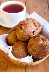 Bran and apple muffins