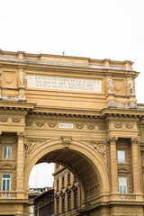 Obraz premium Historic Arch in Florence Square