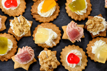 Finger food