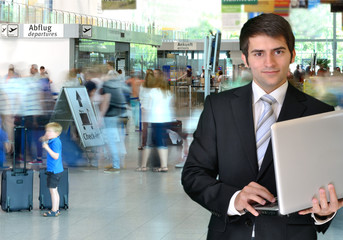 Geschäftsmann am Flughafen