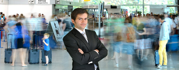 Geschäftsmann am Flughafen