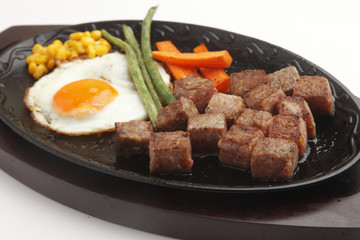 サイコロステーキ