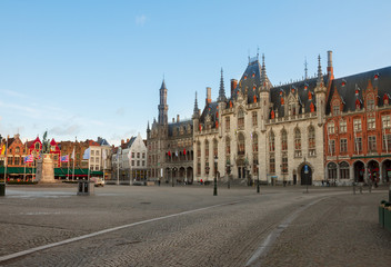 Naklejka premium Market Square with city hall, Bruges
