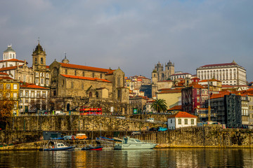Fototapeta na wymiar many-coloured Porto