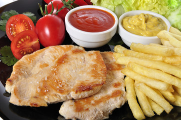 Pechugas de pollo con patatas