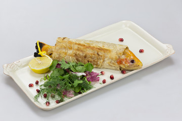 Запечённая форель в лаваше
