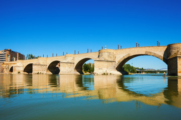 Fototapeta premium Bridge of Lions over Ebro river in Zaragoza