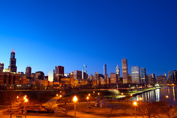 Fototapeta na wymiar Downtown Chicago na zachodzie słońca, IL, USA