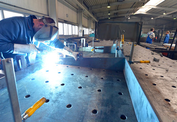 Schweißer // Industrial worker welding technology